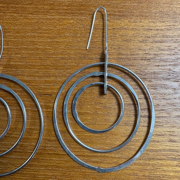 Beautiful Antique Modernist Sterling Silver 3 Spinning Hoops Long Earrings - Picture 5 of 7